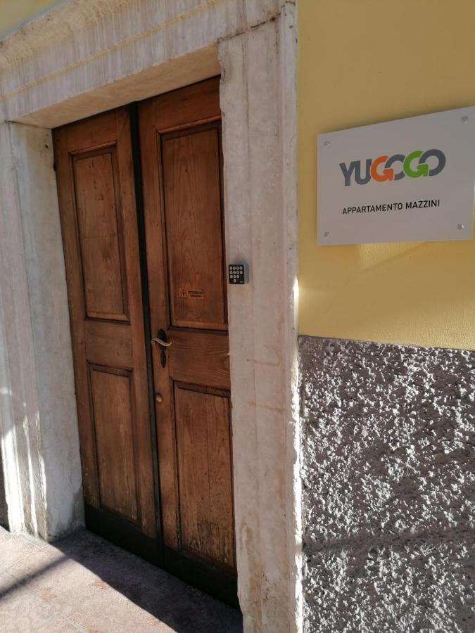 Apartamento Yugogo Mazzini 41 - Bilocale Trento Centro Exterior foto