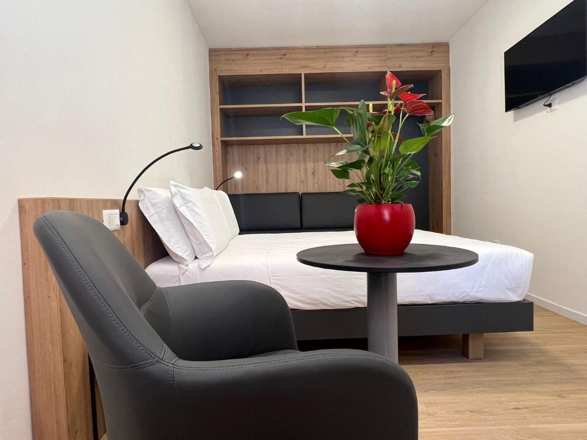 Apartamento Yugogo Mazzini 41 - Bilocale Trento Centro Exterior foto